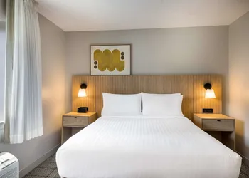 Sonesta Simply Suites Jersey City hotel thumbnail 7
