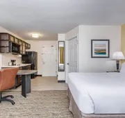 Candlewood Suites Secaucus - Meadowlands by IHG hotel detail image 4