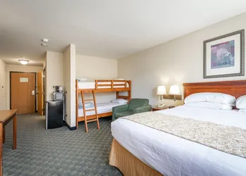 The Branson Waterpark Hotel hotel thumbnail 4