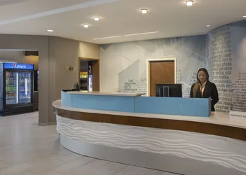 SpringHill Suites by Marriott Newark Liberty International hotel thumbnail 2