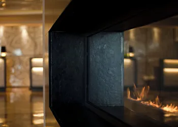 Renaissance Newark Airport Hotel hotel thumbnail 2