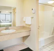 Travelodge by Wyndham Indio hotel detail image 4