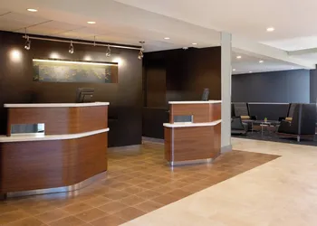 Courtyard By Marriott Palm Springs hotel thumbnail 2
