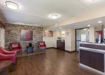 Red Roof Inn Philadelphia - Trevose hotel thumbnail 3