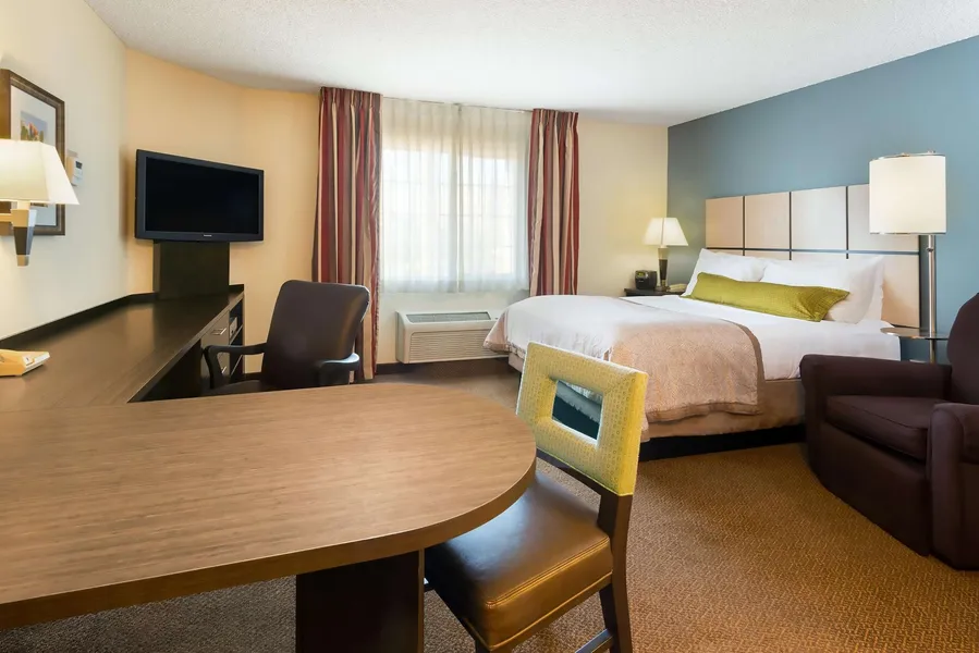 Sonesta Simply Suites Philadelphia Mount Laurel hotel detail image 2