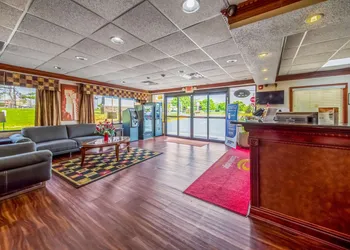 Econo Lodge Mount Laurel - Philadelphia East hotel thumbnail 4