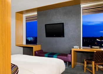 Aloft by Marriott Mount Laurel hotel thumbnail 4