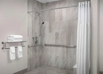 Hilton Garden Inn Philadelphia Ft. Washington hotel thumbnail 7