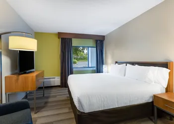 Holiday Inn Express Hotel & Suites Philadelphia – King of Prussia by IHG hotel thumbnail 8