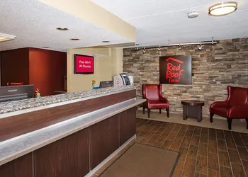 Red Roof Inn Philadelphia - Oxford Valley hotel thumbnail 2