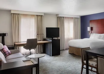 Residence Inn by Marriott Philadelphia Willow Grove hotel thumbnail 4