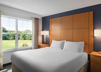 Residence Inn by Marriott Mt. Laurel at Bishop's Gate hotel thumbnail 3