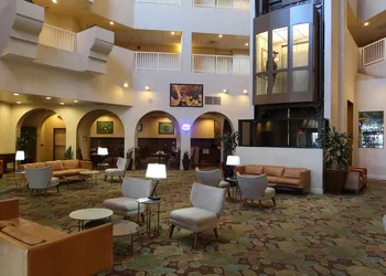 GreenTree Hotel Phoenix West hotel thumbnail 3