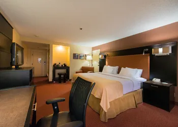 GreenTree Hotel Phoenix West hotel thumbnail 4