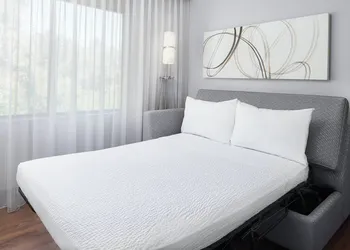 Courtyard by Marriott Scottsdale North hotel thumbnail 6
