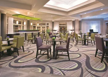 La Quinta Inn & Suites by Wyndham Mesa Superstition Springs hotel thumbnail 3
