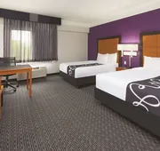 La Quinta Inn & Suites by Wyndham Phoenix Mesa West hotel detail image 7