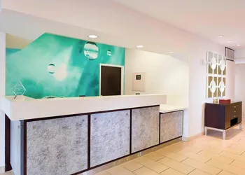 SpringHill Suites Phoenix North hotel thumbnail 4