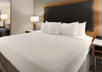 SpringHill Suites Phoenix North hotel thumbnail 5