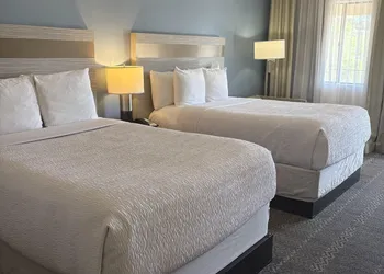 SureStay InnSuites Phoenix Hotel & Suites by Best Western hotel thumbnail 4
