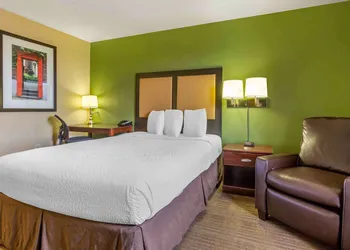 Extended Stay America Select Suites - Phoenix - Deer Valley hotel thumbnail 4