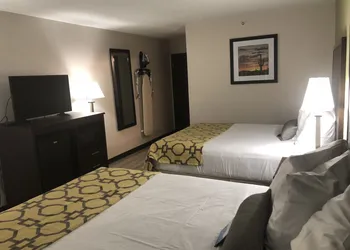 Baymont by Wyndham Phoenix I-10 near 51st Ave hotel thumbnail 4