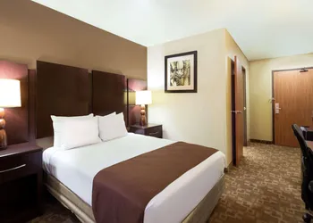 Rodeway Inn & Suites Chandler - Phoenix South I-10 hotel thumbnail 3