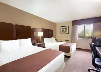 Rodeway Inn & Suites Chandler - Phoenix South I-10 hotel thumbnail 5
