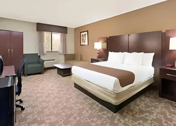 Rodeway Inn & Suites Chandler - Phoenix South I-10 hotel thumbnail 7