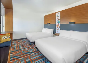 Aloft Phoenix Airport hotel thumbnail 8