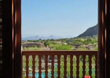 Four Seasons Resort Scottsdale at Troon North hotel thumbnail 4
