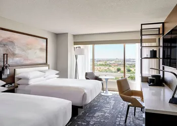 Marriott Phoenix Airport hotel thumbnail 6
