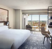 Marriott Phoenix Airport hotel detail image 7