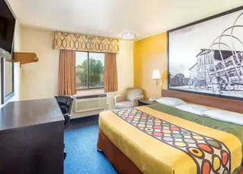 Super 8 by Wyndham - Mesa/Gilbert hotel thumbnail 4
