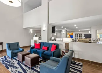 Comfort Inn & Suites Surprise Near Sun City West hotel thumbnail 4