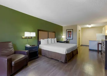 Extended Stay America Select Suites Phoenix Scottsdale North hotel thumbnail 6