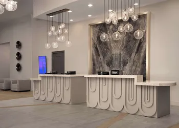Hilton Phoenix Chandler hotel thumbnail 4