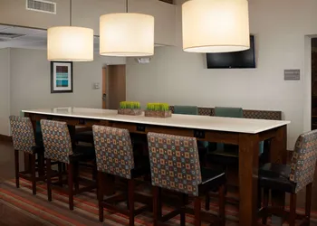Hampton Inn Phoenix/Glendale/Peoria hotel thumbnail 2