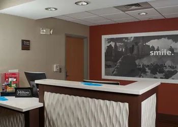 Hampton Inn Phoenix/Glendale/Peoria hotel thumbnail 5