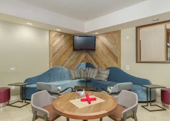 Hilton Garden Inn Phoenix Airport hotel thumbnail 3