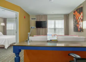 Hilton Garden Inn Phoenix Airport hotel thumbnail 6