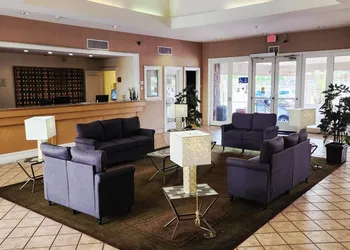 Travelodge by Wyndham Phoenix North hotel thumbnail 2