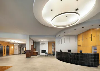 Courtyard by Marriott Montreal Airport hotel thumbnail 3