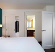 Residence Inn by Marriott Montreal Downtown hotel detail image 7