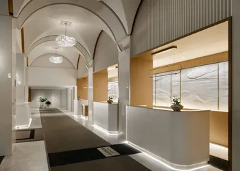 Montreal Marriott Chateau Champlain hotel thumbnail 5