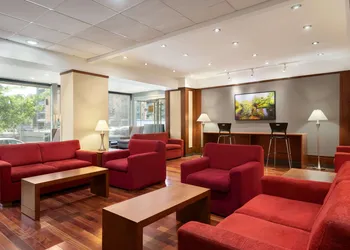 Ramada Plaza by Wyndham Montreal hotel thumbnail 5