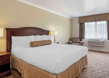Best Western Salinas Monterey Hotel hotel thumbnail 4