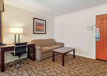 Best Western Salinas Monterey Hotel hotel thumbnail 5