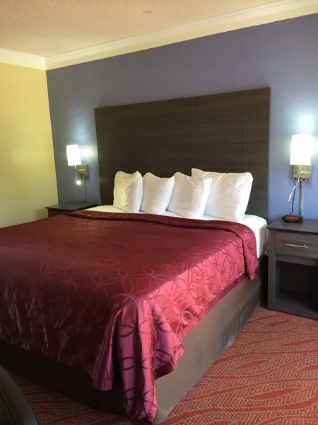 Americas Best Value Presidents Inn on Munras hotel detail image 6