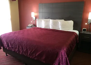 Americas Best Value Presidents Inn on Munras hotel thumbnail 7